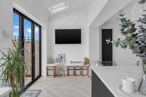 Photo 18- click for photo gallery